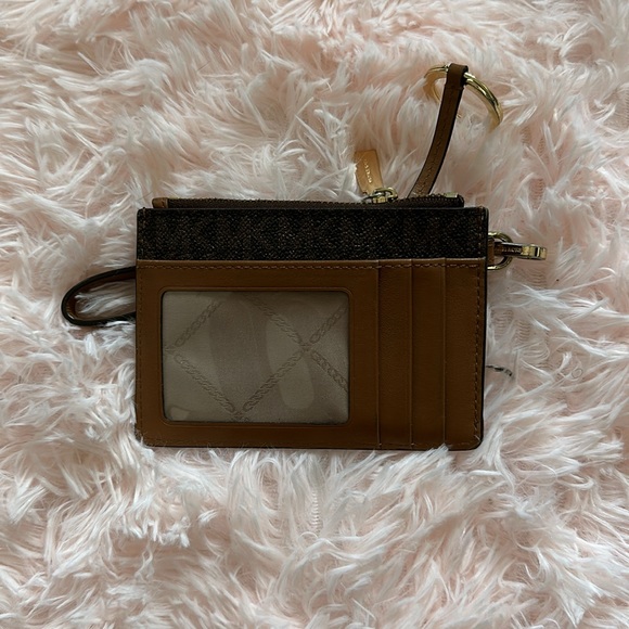 Mini Michael Kors Wallet - Picture 2 of 2